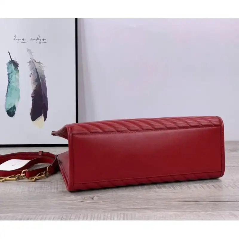 G*u*i bags 208b570053