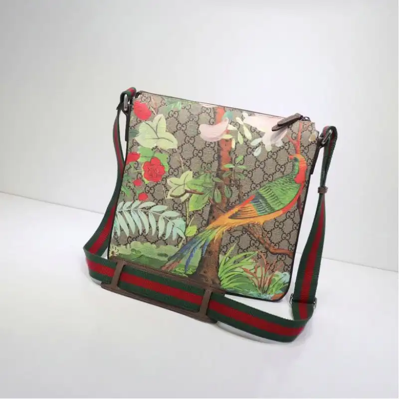 G*u*i bags 20guc0007