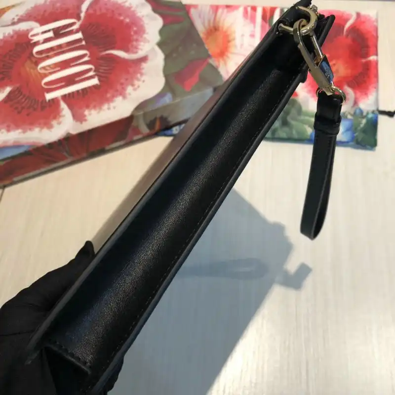 G*u*i bags 20guc0055