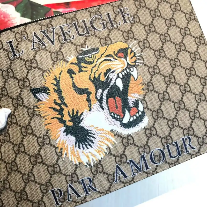 G*u*i bags 20guc0079