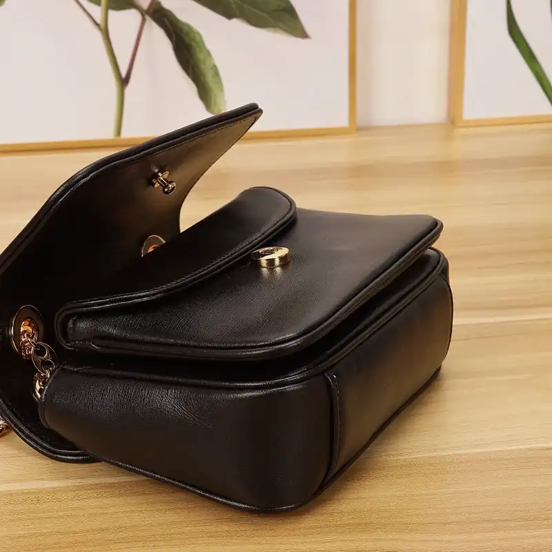 G*u*i bags 2104dj0080