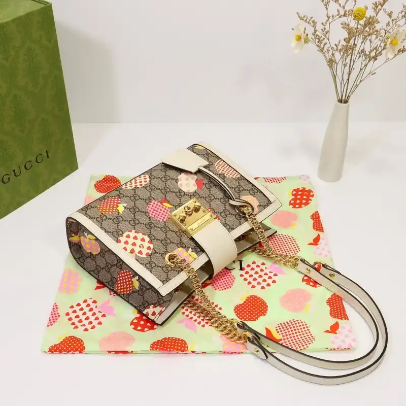 G*u*i s bags 2108dj0046