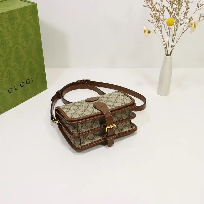 G*u*i bags 2109dj0023