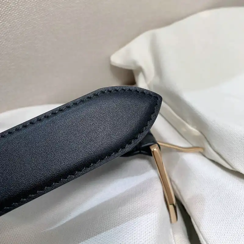 G*u*i belts 2110xf0004