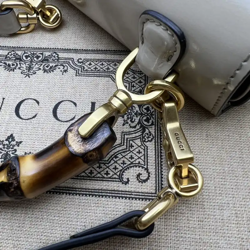 G*u*i bag 2304ya0067