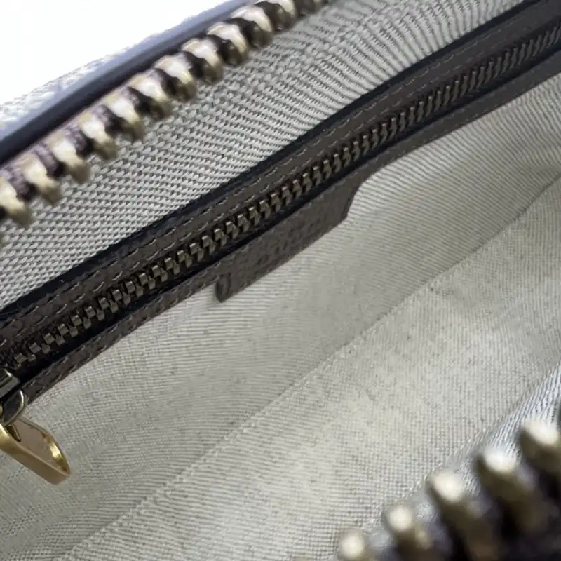 G*u*i bag 2304ya0147