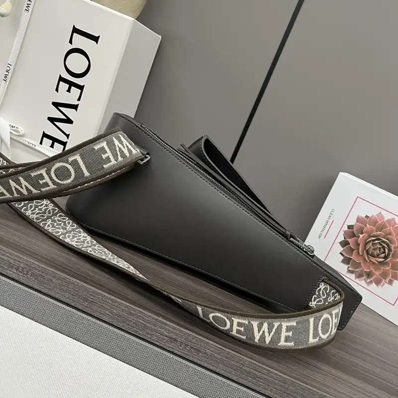 Loewe Bags 2404YA0083