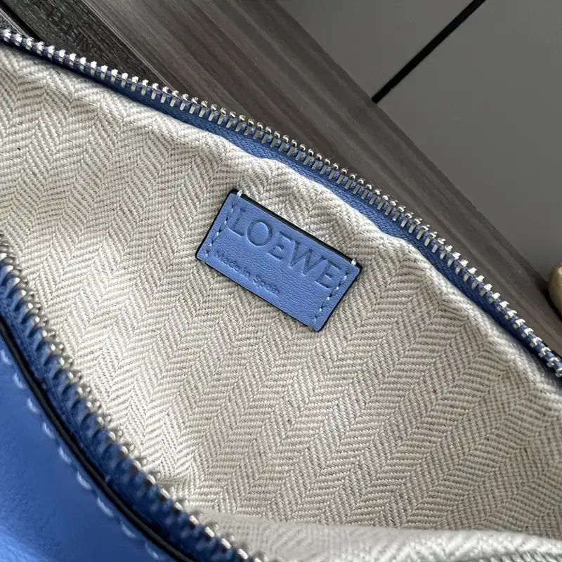 Loewe Bags 2404YA0085