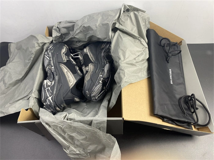 BLCG TRIPLE S CLEAR SOLE 524039 W03B5 ZeroBulk 4478