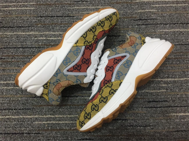 minimalist G*u*i rhyton sneaker 232
