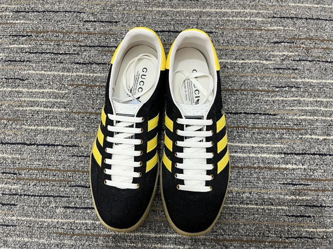 G*u*i x adidas stretchable 42