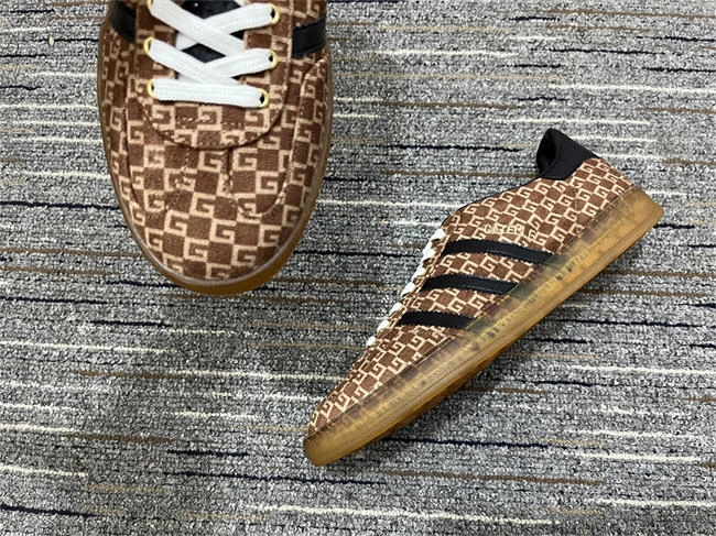 modern G*u*i x adidas 47