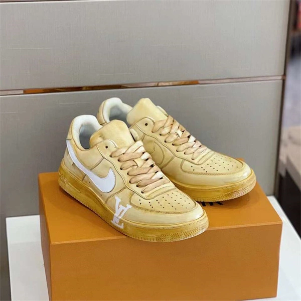 SoftTouch LV x Nike Sneaker 1976