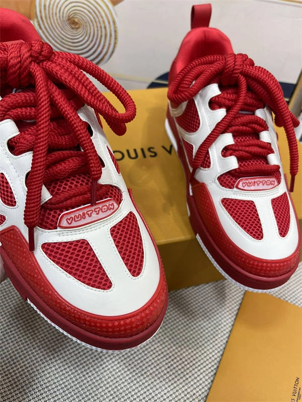 Modern Louis Vuitton 1749