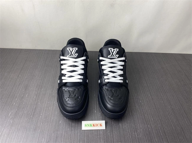 Compact Louis Vuitton 1647