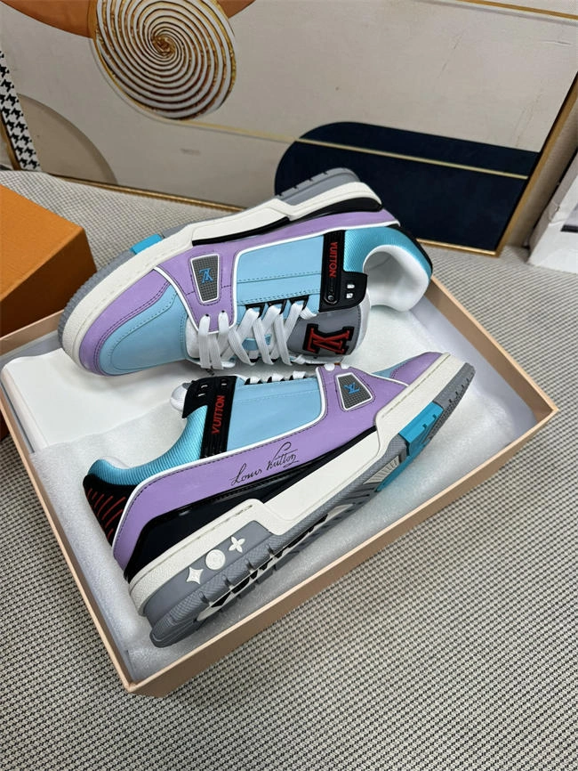Trendsetting Lv Trainer Sneaker 2021