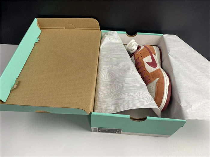 Youthful Nike SB Dunk Low Pro Dark Russet Cedar BQ6817- 4914